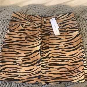 Jean tiger print skirt